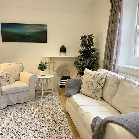The Mount Somerton Retreat - Nr Bruton, Glastonbury, The Spectacular Wells Cathedral, Millfield School, Leonardo Helicopters, Yeovilton المظهر الخارجي الصورة