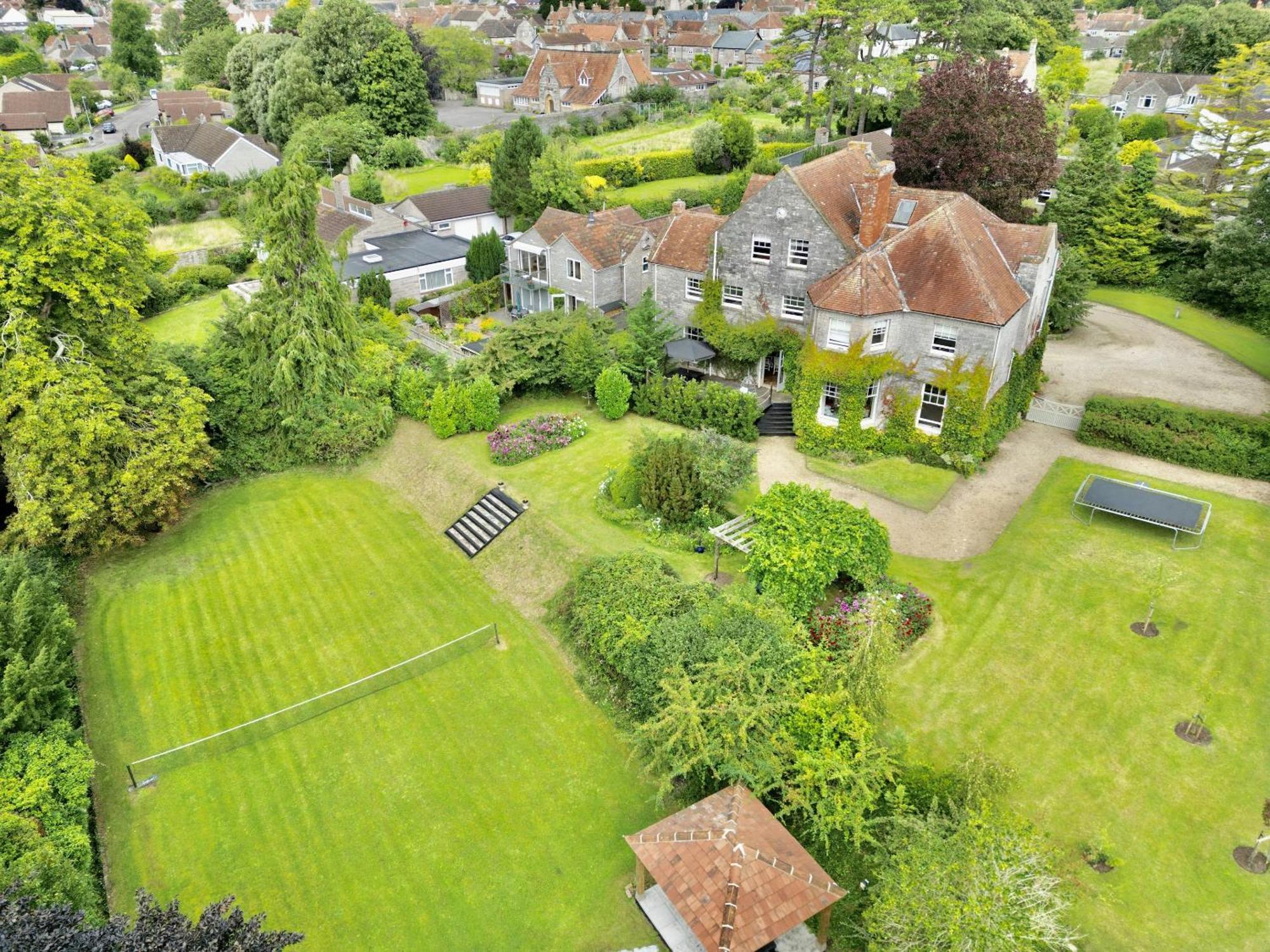 The Mount Somerton Retreat - Nr Bruton, Glastonbury, The Spectacular Wells Cathedral, Millfield School, Leonardo Helicopters, Yeovilton المظهر الخارجي الصورة