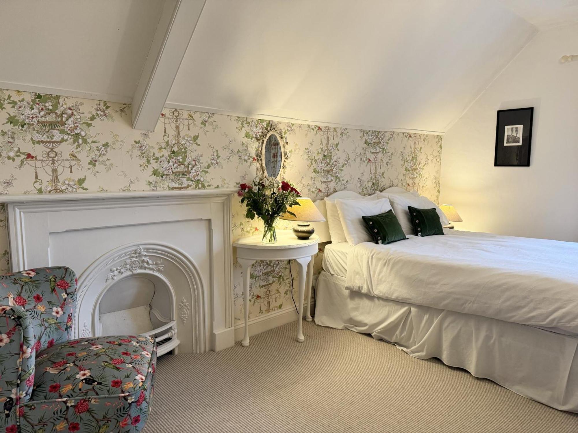 The Mount Somerton Retreat - Nr Bruton, Glastonbury, The Spectacular Wells Cathedral, Millfield School, Leonardo Helicopters, Yeovilton المظهر الخارجي الصورة